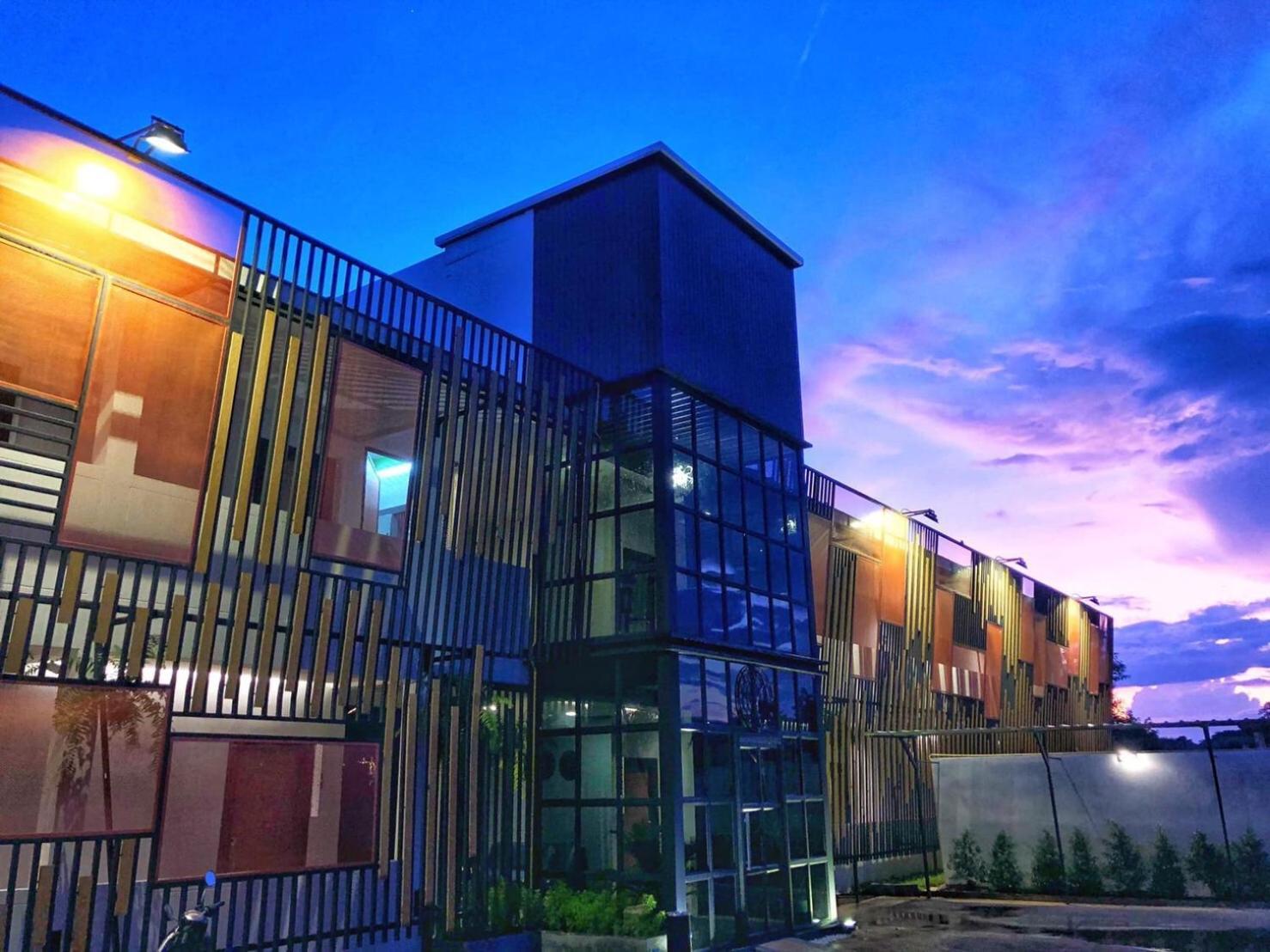 S1 City Hotel Buriram Ngoại thất bức ảnh