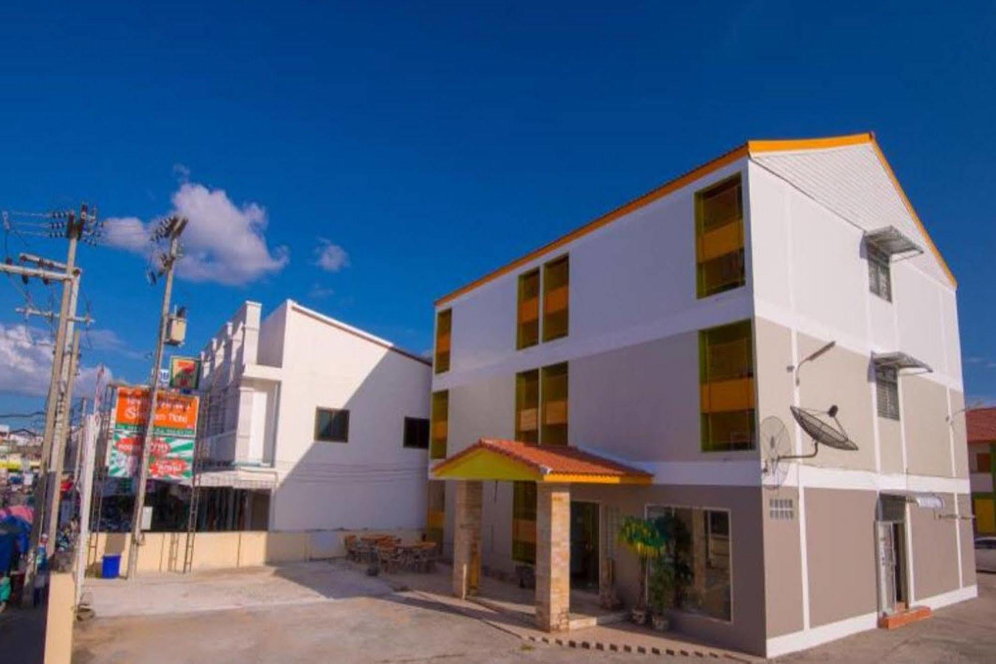 S1 City Hotel Buriram Ngoại thất bức ảnh